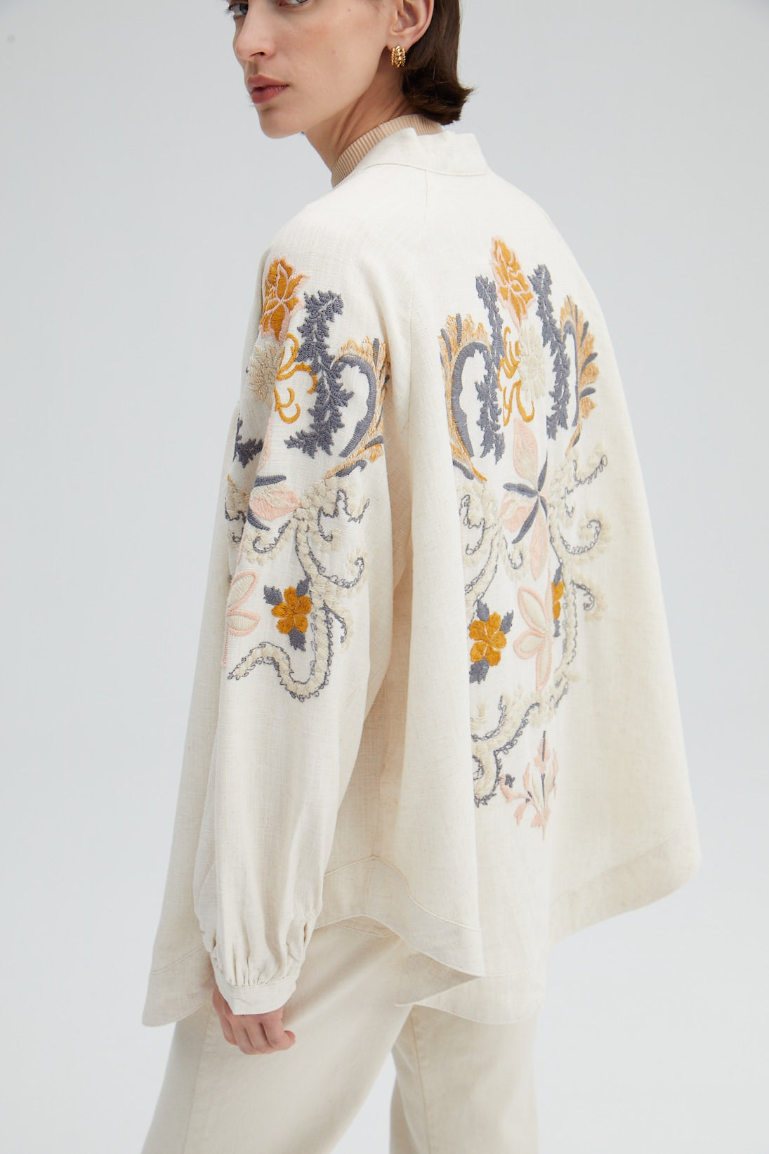 EMBROIDERED KIMONO JACKET BEIGE